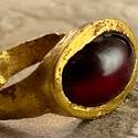 Miniatura de Hallan en Jerusalén un anillo de oro de 2.300 años de antigüedad del período del Segundo Templo
