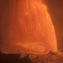 Post thumbnail of Fuentes de lava superan los 300 metros de altura en impresionante erupción del volcán Kilauea en Hawái