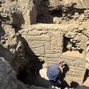 Post thumbnail of Descubren en Perú un mural de 3.000 años con figuras de peces, estrellas y chamanes